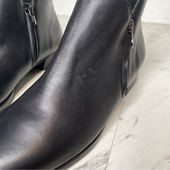 Munro Averee Black Leather Bootie 9 1/2 N - Picture 9 of 15